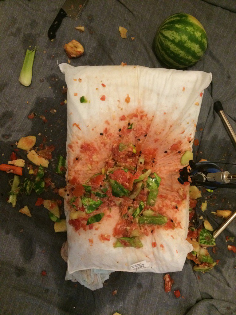 njwheelbarrow's tweet photo. Grim aftermath of the 'fruit &amp; veg' session. Lots of gooey sounds recorded! #sounddesign #jamesandtgegiantpeach https://t.co/UbJzG0Kk2c