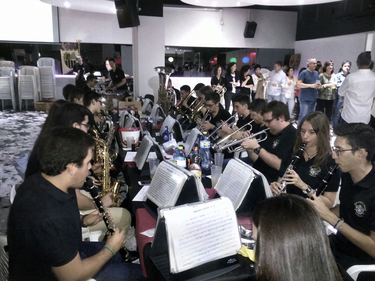 Gran nit la de ahir als #40AnysCides La <a href="/suamontinyent/">SUAM Ontinyent</a> ens va fer vibrar i emocionar-nos amb les nostres marxes. Sou enormes!