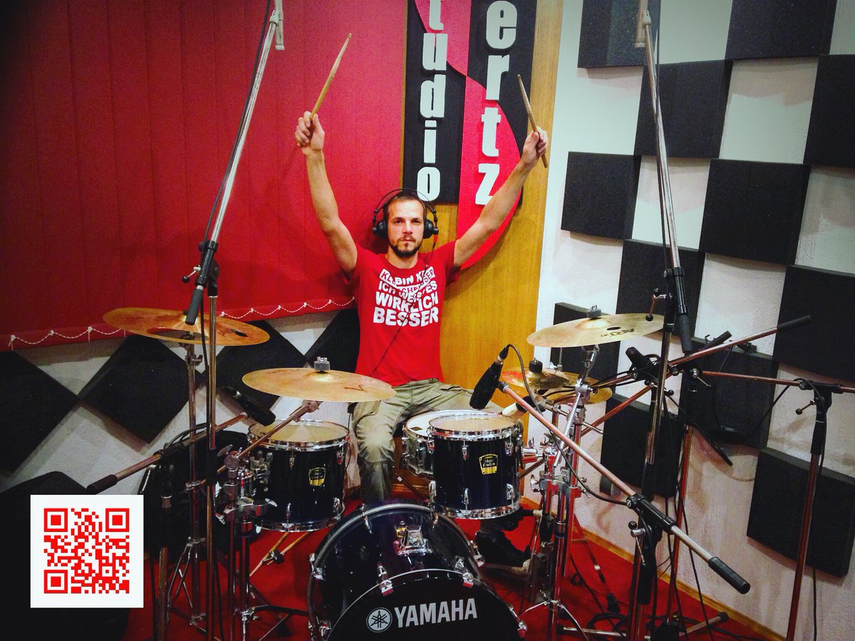 studiohertzns's tweet photo. https://t.co/kmAl6neYhf #studiohertz #studiosession #drums https://t.co/n4RNpQOPqa