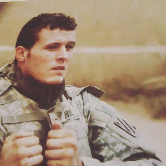#proudveteran #motivator #advocate #iraq #operationiraqifreedom #purpleheart #woundedveteran 
Before The injury in Iraq.