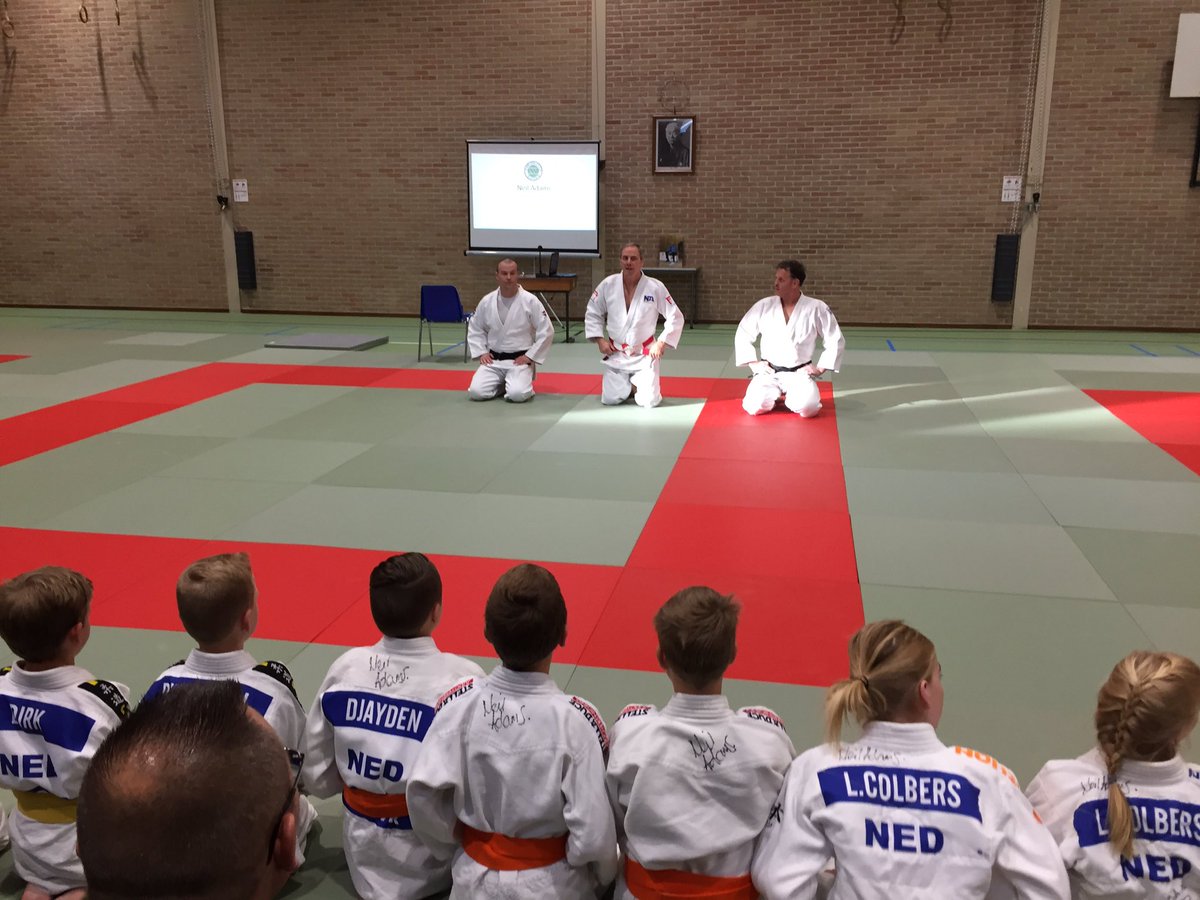 Schooljudo_nl's tweet photo. In Baexem voor de judostage van @NeilAdamsJudo. Straks ook sessie met onze #Entertrainers over onze vernieuwde lesmethode #SkillsforLife https://t.co/DyfKIUnYni