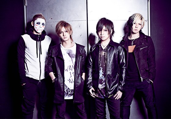 VJSOfficial's tweet photo. 【ニコ生】ゴールデンボンバー さんとのトーク中に、NoGoDの団長が乱入！ほぼ同期で池袋サイバー時代からの因縁が…！？#VJS 60時間ニコ生～  https://t.co/29NI2Jj95v #VISUALJAPANSUMMIT https://t.co/ie1ZsWuZhE