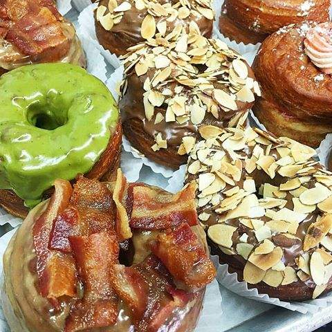 Yang begini bisa pesan antar ke untag- smd kah? <a href="/DP_BISTRO/">DP BISTRO™</a> berapa sekotak sama persis jenisnya! RT  "<a href="/DrZaqina/">Zaqina Sharma</a>  "