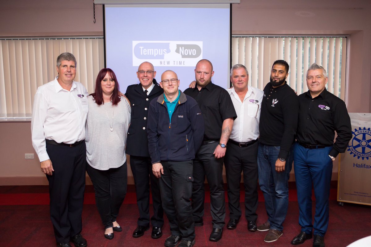 Tempus_novo's tweet photo. Special day as partners in ex-offender rehabilitation celebrate with 4 graduates #formerprisoners #who'swho ? @csjthinktank @yankbarry https://t.co/R10rqjvueo