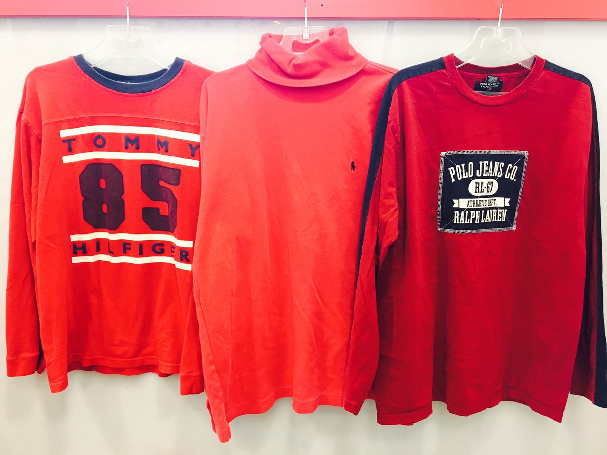 サンキューマート大阪アメリカ村店 古着商品 長袖tシャツが入荷しました 1点物ですので早い者勝ちですよ 当店の古着は100 欧米からの輸入品です もちろん全品390円 毎日がバーゲン価格 古着好きな人rt