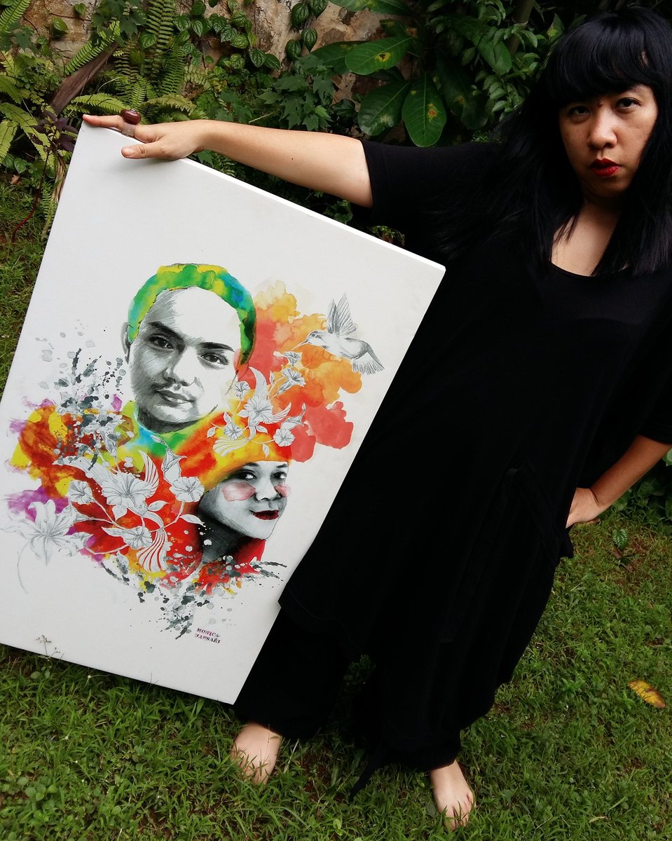 My cousin with her artwork. Kadang bikin ilustrasi, kadang bermusik bersama Pandai Besi. Halo <a href="/MonicahapsariAB/">Monica Hapsari</a> 👋