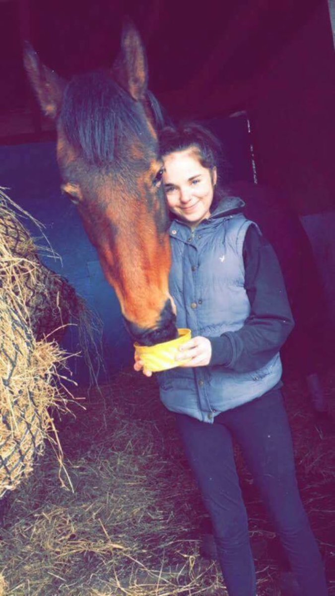 ellie_burnsx's tweet photo. #smileforshellie πππ https://t.co/QTnJTOG81R