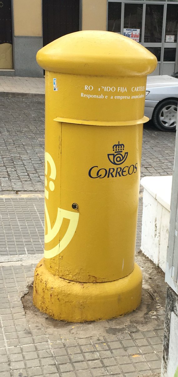 Seguro que cuando lo ves, recuerdas tiempos pasados ✉️📯#LaFuente #FelizDomingo