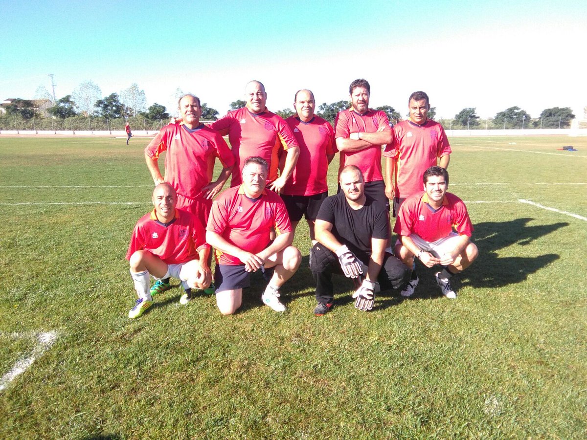 adllerenenseof's tweet image. Directiva de la @adllerenenseof participó ayer en el Torneo organizado por la Guardia Civil. #equipasso #equipodepeso