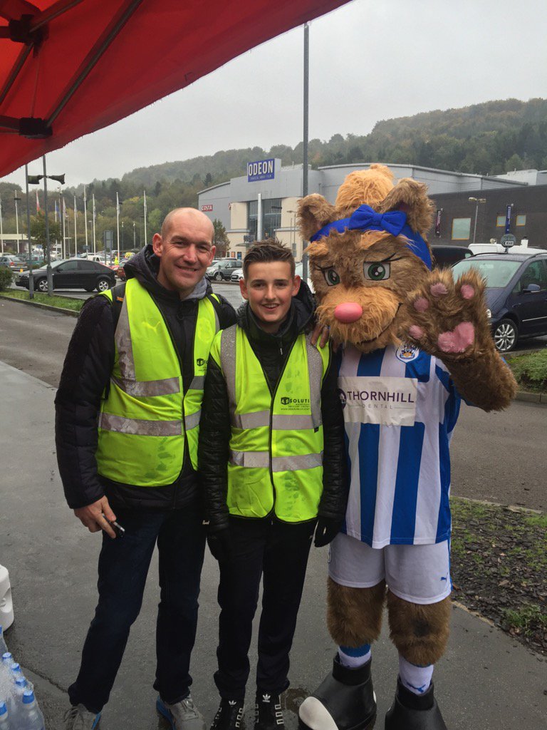 htafc's tweet photo. Club Legend Andy Booth along with his son has completed the 'Hillsborough to Home' #walkforpounds (RD) https://t.co/tgzW71ruLr