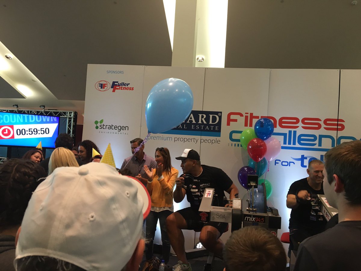 PeardRealEstate's tweet photo. 1 HOUR TO GO!! #telethon7 #24hrgrind #peardrealestate https://t.co/NG9WTciTNx