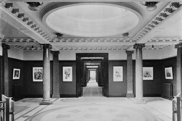 Students, attention! #ArtHistory Careers Day <a href="/WhitworthArt/">the Whitworth</a> = Saturday 29 October 2016 = aah.org.uk/events/careers…