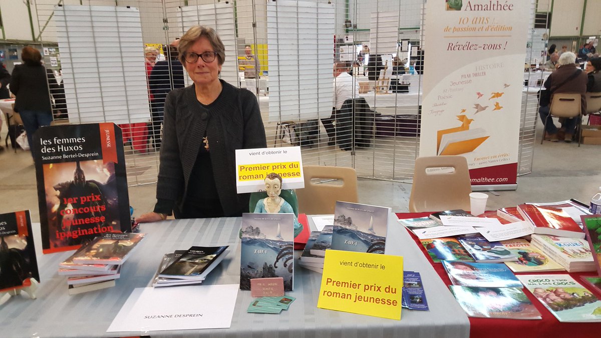 NietosimonR's tweet photo. Bravo à Suzanne Bertel-Desprin gagnante du prix jeunesse au salon du livre à Noron ! ! https://t.co/iDHQoMc19A