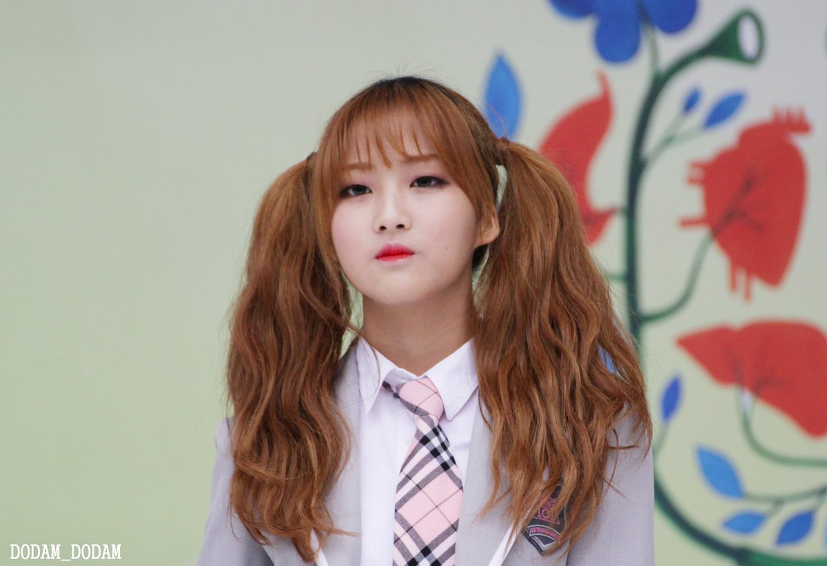 dodam_omzm's tweet photo. 20161016 평택 시민 건강 체험 한마당 축제 한혜리 직찍 
#한혜리 #올망졸망 #스타제국 #혜리 https://t.co/e0msXxjm7f