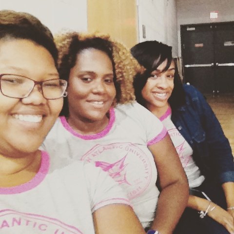 Spirit Squad Coaches... (l-r) <a href="/Trey2ALDO/">Trey C</a>  (Cheer), Tiffani (Dance), and Shaun (Cheer) in apink for #BreastCancerAwareness