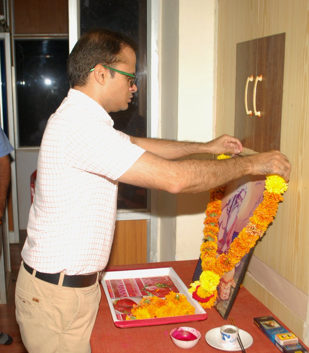 Collector Washim tweet media