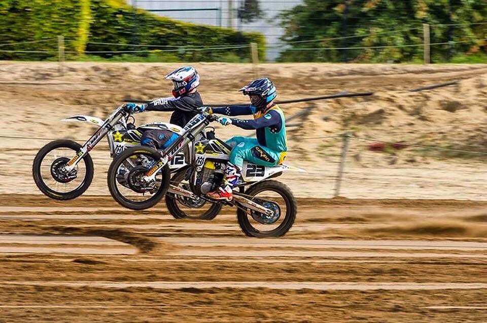 Wheelie powerful factory husky's with @PaulMalin11 📸<a href="/shotbyBavo/">Bavo Swijgers</a>