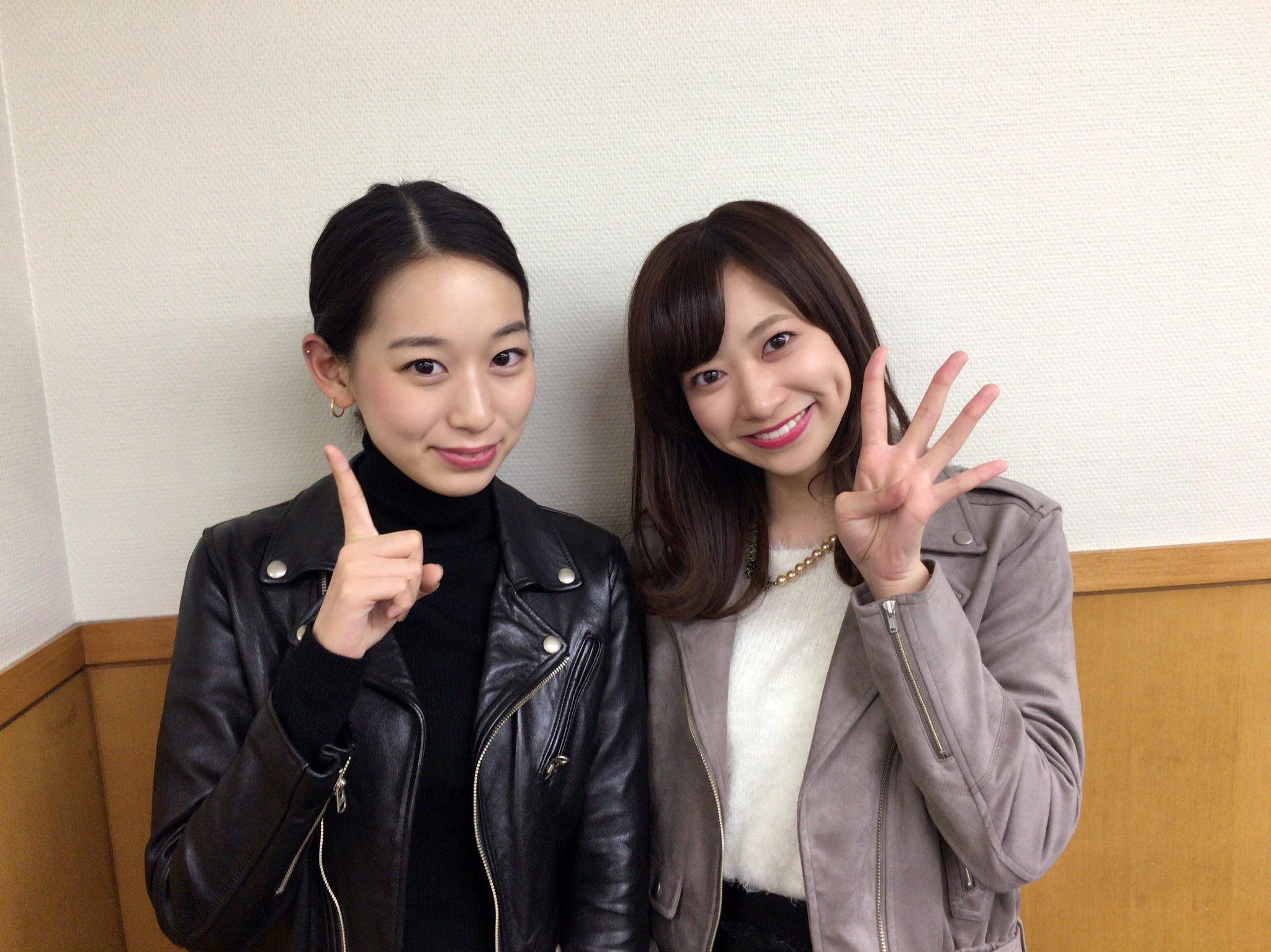 中山日南子 ◇ミスコン本番まであと14日◇ 中山日南子と小池真帆がカウントダウンしてくれました！  本番まであと2週間です。みんな毎日リハーサルや特技練習などがんばっています☺️もう少しの間応援よろしくお願いします💗 https://t.co ...