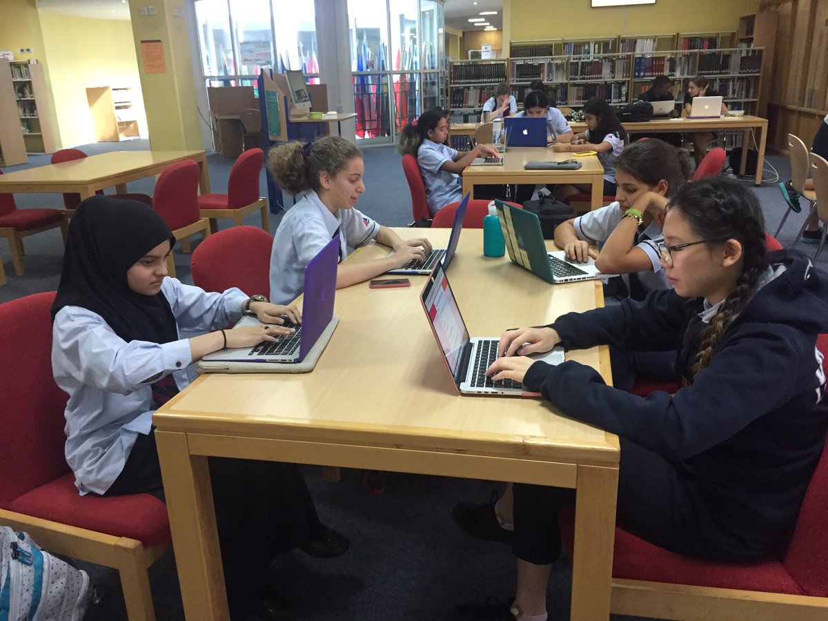 cwachowiak's tweet photo. First day of DAA Girl Coders #daatech #daagirlcoders #daainnovates https://t.co/UMNzI126Gt