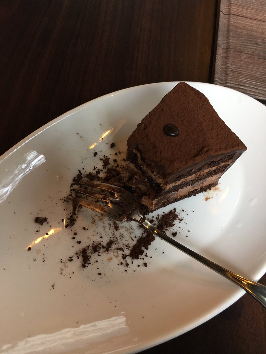 Tedxt's tweet image. 定一个小目标，把食之秘的蛋糕吃一遍.