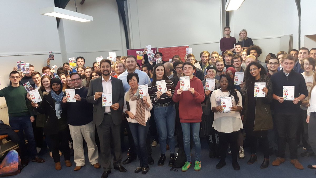CllrNickSmall's tweet photo. At the @NWYoungLab #nwyouthconf https://t.co/4CSywriJQA
