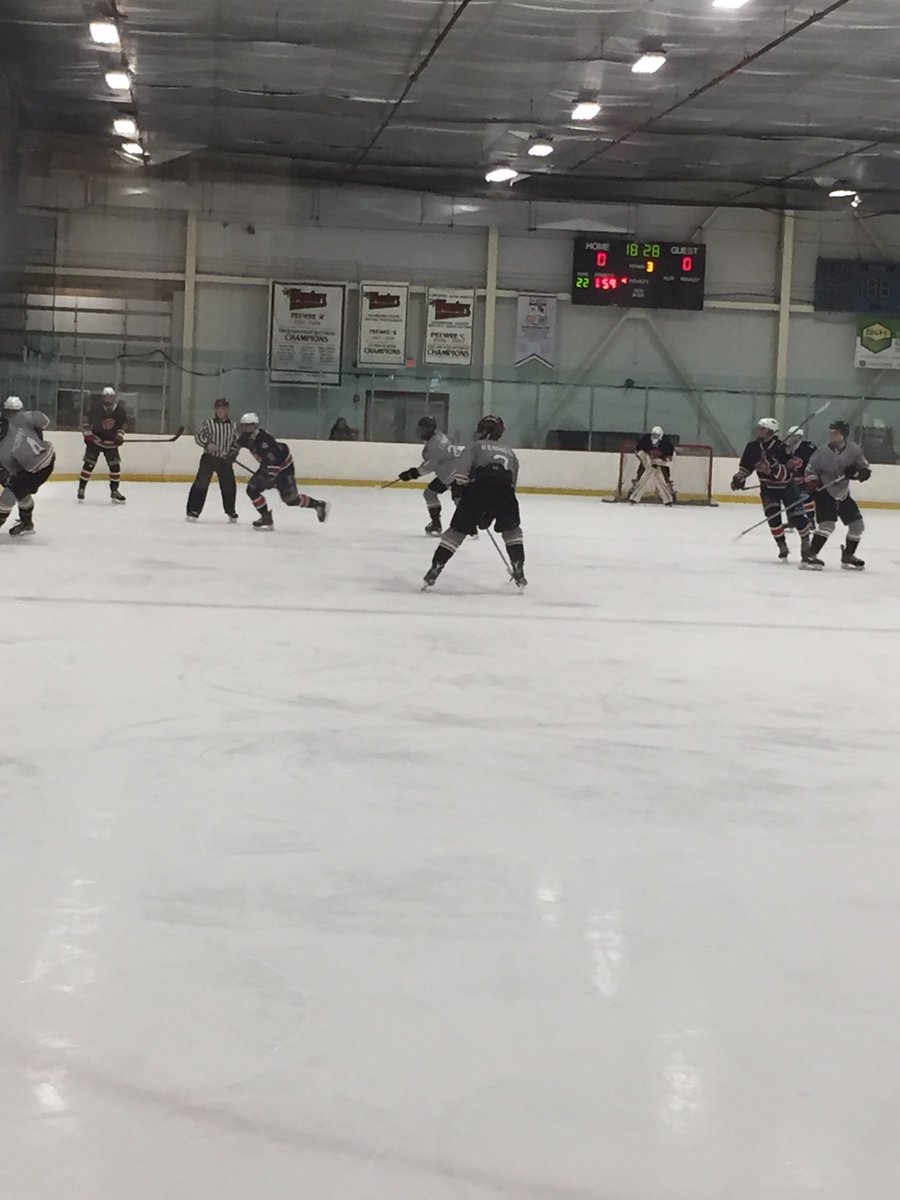 ECCTournaments's tweet photo. We're underway as the U16 @NVRiverRats take on the #SpringfieldRifles in the Quarter Finals #CollegeCup #4TheHats https://t.co/yDBBPuo3YC