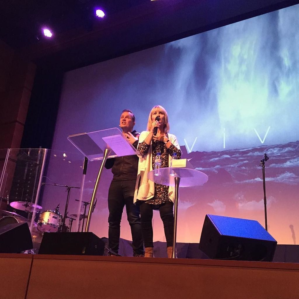 Alex_Knezovich's tweet photo. These two are revolutionary. #revive @c3lausanne @c3churcheurope https://t.co/OmyeHEoxdt https://t.co/3kPBZisk7C