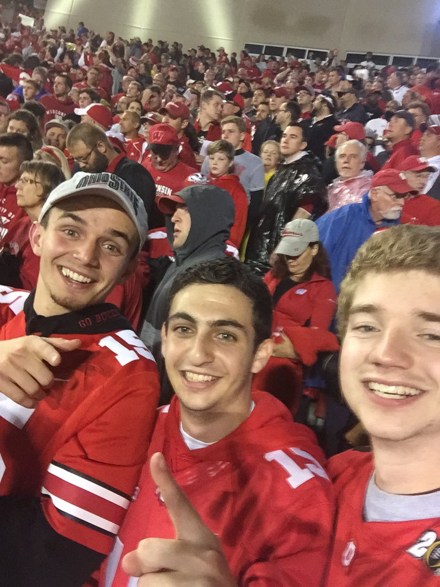 OSUDSP's tweet image. Nothing better than some Brothers supporting the Buckeyes! An unbelievable win - go bucks! #OSUDSP