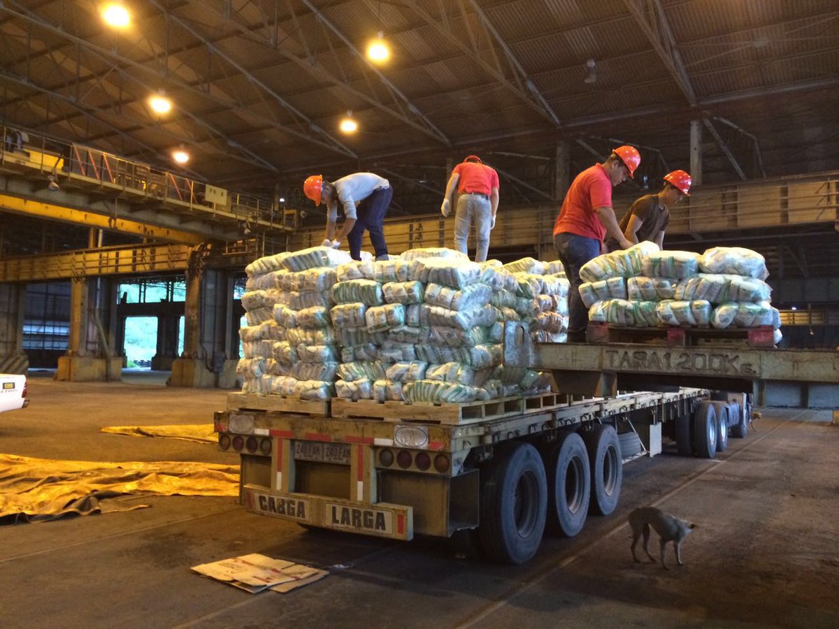 hljohan's tweet photo. En el #DíaMundialDeLaAlimentación ratificamos a traves del Ministerio de Alimentación distribución con el pueblo #TodoElPoderALosCLAP https://t.co/ocdRK91TLI