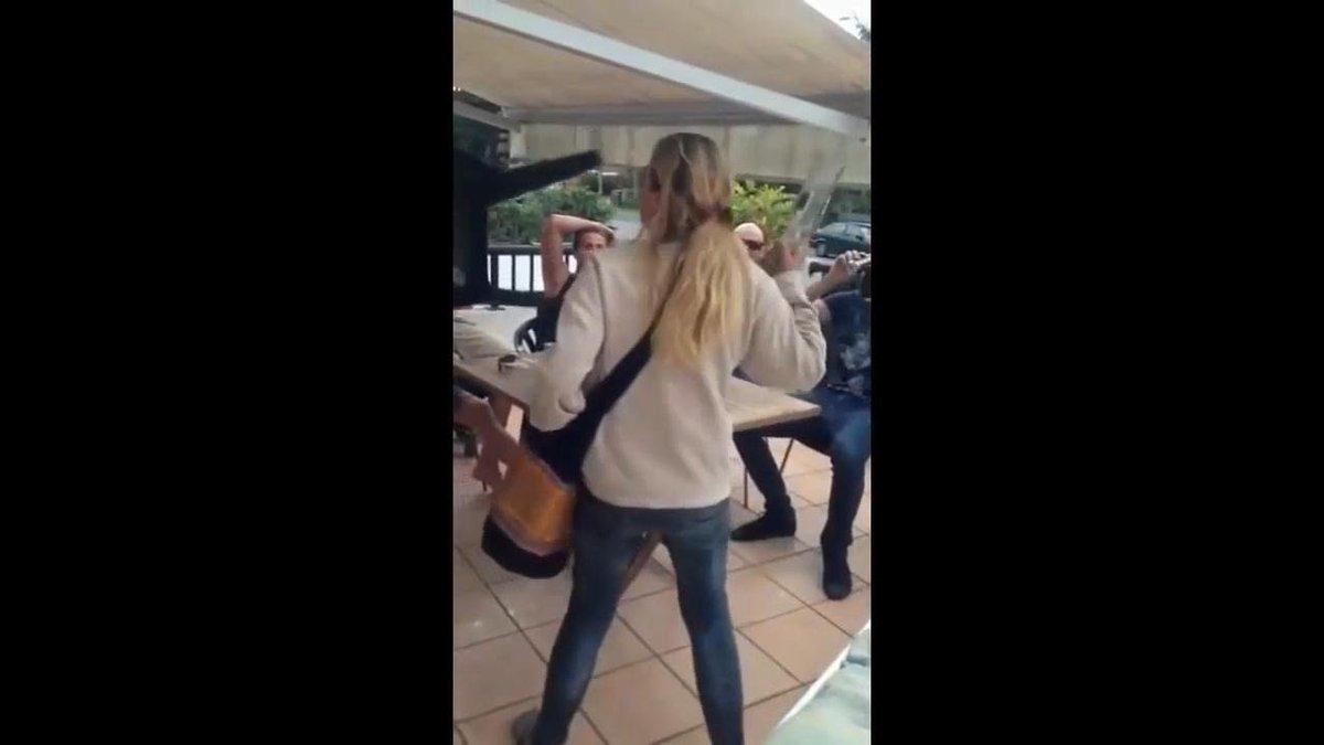 Fun1Stuff's tweet image. When #Men #Running Out of #Patience #Compilation buff.ly/2dTP7gw