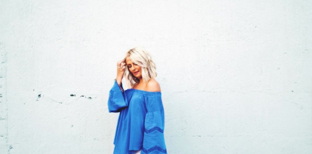 CFashionista's tweet photo. Sunday Blues 💙 #StyleGuruLove https://t.co/z7dtedKGrX