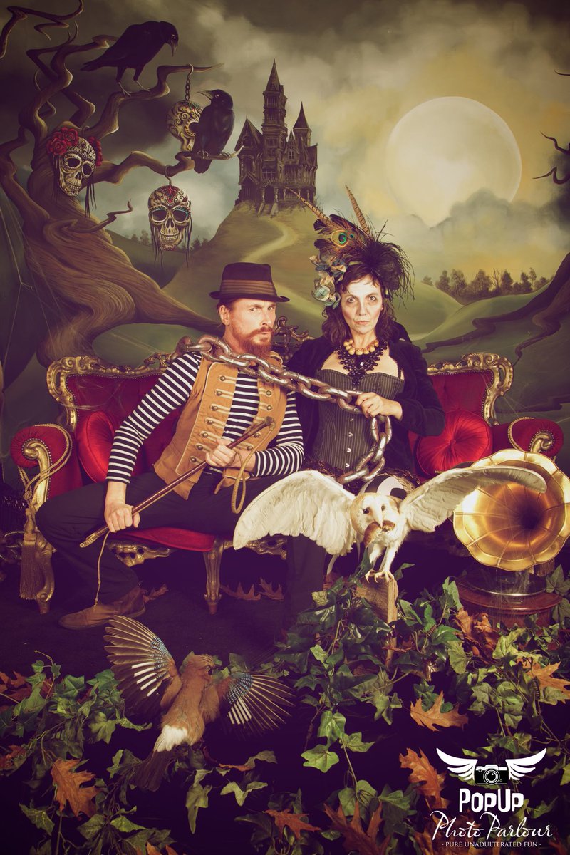 Halloween Photo Sets a go-go! #eventprofs #Halloween #LuxuryEvents #eventplanners #SetDesign #PhotoSets #PopUpPhotoParlour #HALLOWEENPARTY