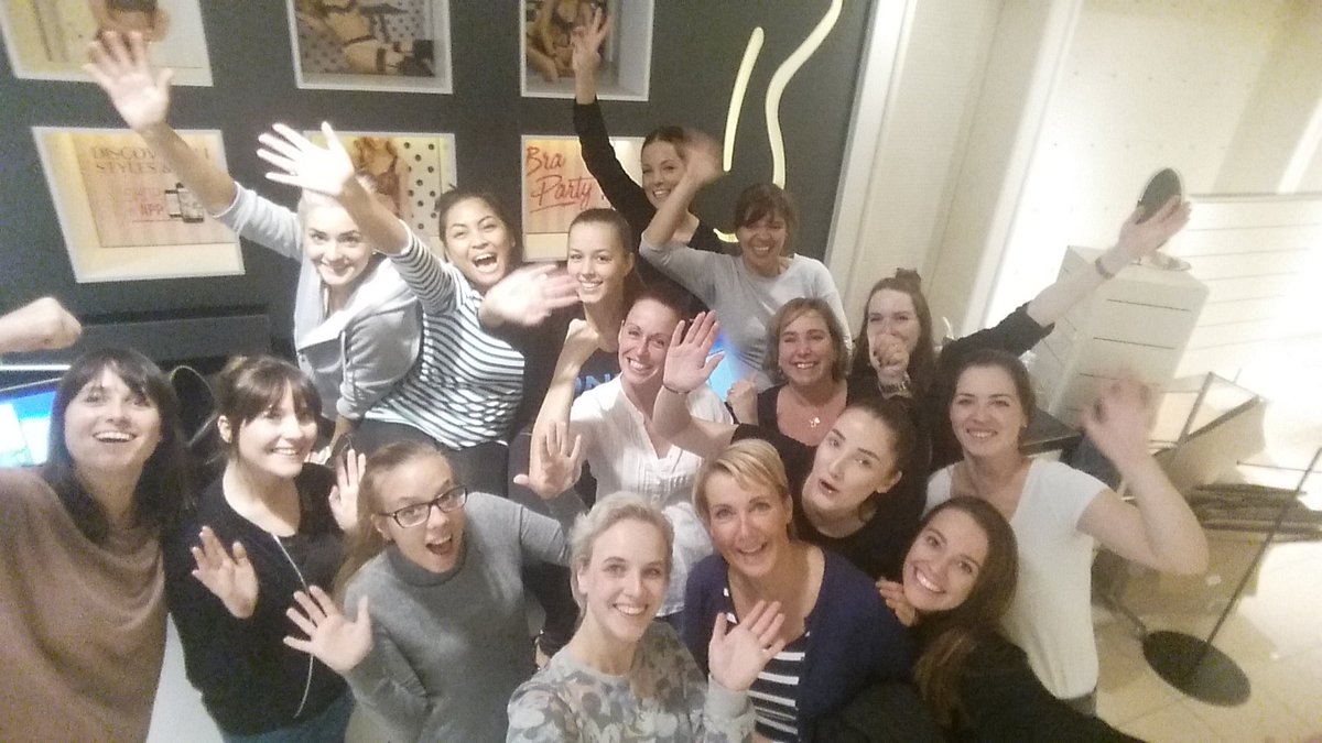 What a team spirit! We showed some real sheropower💪 let's continue in our new flagship in 5 weeks😍