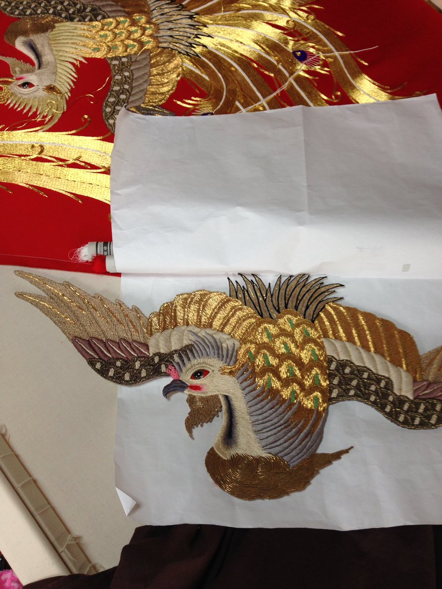 der3carsoncake's tweet image. 二神目の鳳凰。ちゃんと阿吽になってる〜！ #日本刺繍