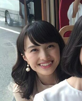 まさむね 会社にいる時はばっちりメイクでキレイな美人さんで 休日は一気にカジュアルっ気出して しかもナチュラル メイクがむちゃくちゃ可愛い人 のジャンルにおいて世界トップクラスの百田夏菜子さん