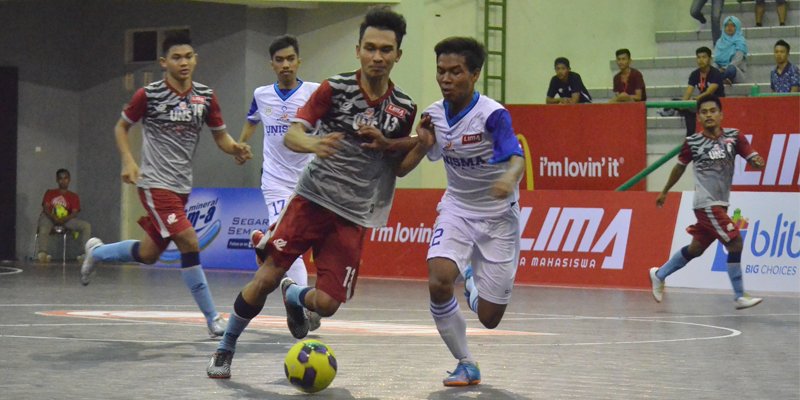 Putra UNS Puncaki Klasemen Pul A Sementara ligamahasiswa.co.id/putra-uns-punc…

#LigaMahasiswa #LIMAFutsal #AwalMasaDepan