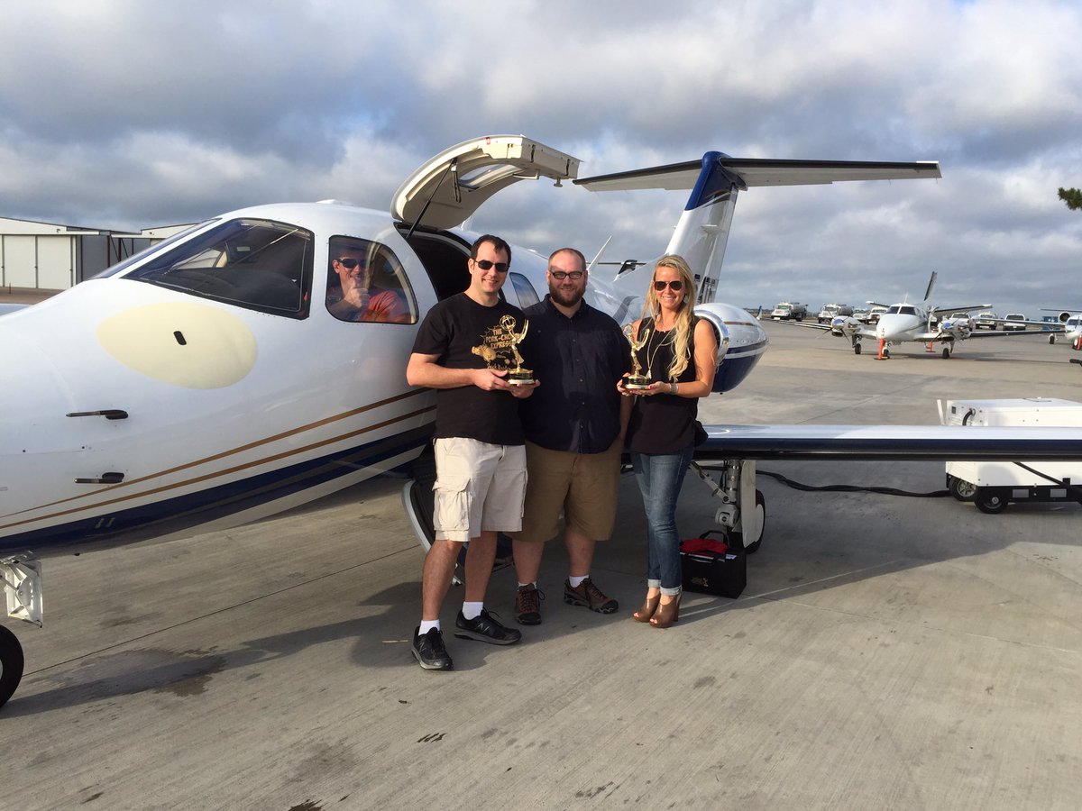 AshleySchickTX's tweet photo. Homeward-bound with some hardware! 🏆 #Emmys 🇺🇸 #BloodAndSteel #3dCR #EclipseJet @LoneStarEMMY https://t.co/MargFluxaz