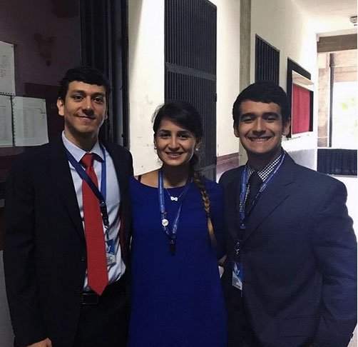 Unimet's tweet photo. El Metromuner Arturo Villegas obtuvo Mención Honorífica por su participación en la VIII Edición de #UCMUN https://t.co/xtEtTn1vPv