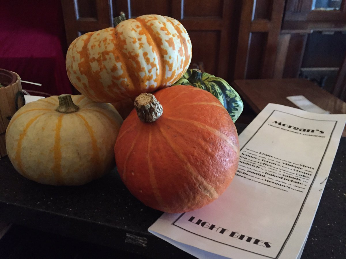 DanceHubMargate's tweet photo. #Kids #Autumn #Half-term #Margate #Seaside #Dance #Craft #baking #seaside #Charleston #Street #Hiphop #Thriller #pumpkincarving #Soup #Pizza https://t.co/XEkHXrw8Qa