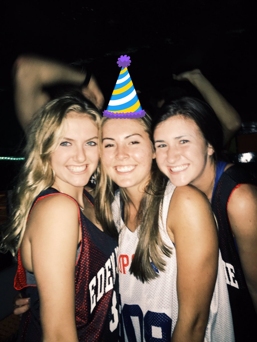 Katelyn_Axelson's tweet photo. Happy Bday Ash!!! Luv u💕🎂🎉 @ashleyt_98 https://t.co/L4sgNUtZ9j