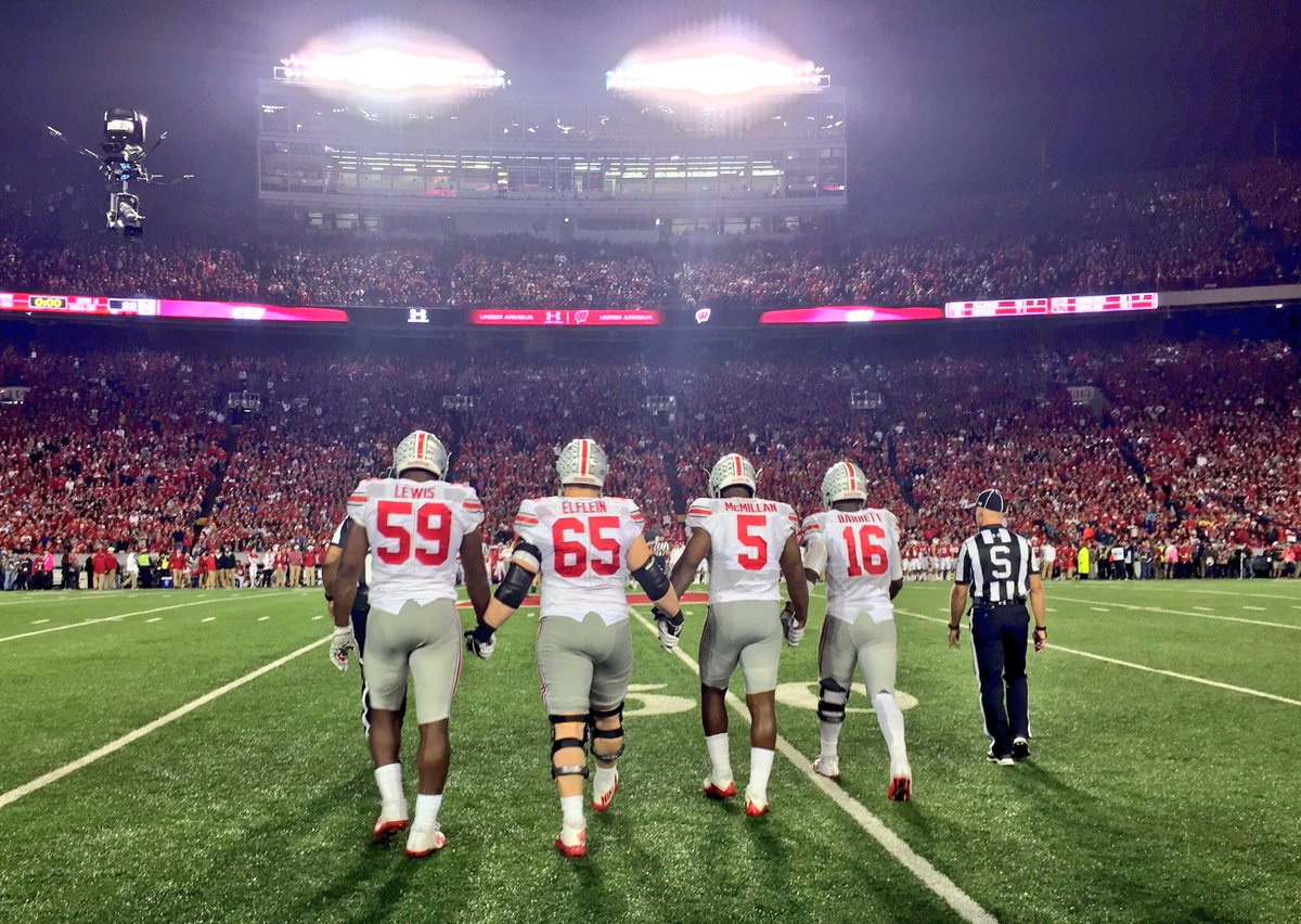 CoachUrbanMeyer's tweet photo. SO PROUD of this team!!! True brotherhoods are testimony NOT theory and these men lived it last night! https://t.co/UMoxJSHdlG