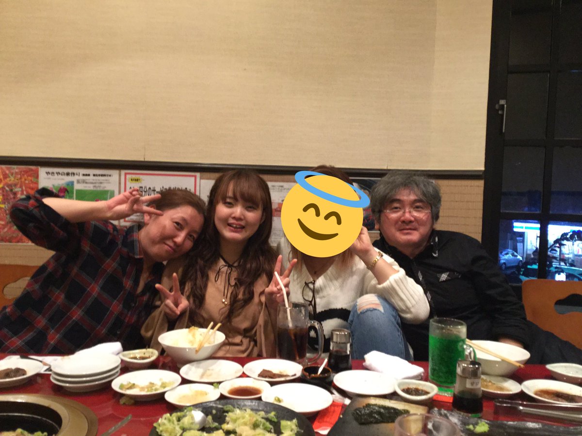 YuriMegu_a64's tweet photo. そーいやこないだ玲奈と
錦糸町dateしてきた🤔💕
久々ちゃんとデートしたね（笑）
話聞いてくれてありがと⤴︎

そんでもって今日は家族とか
親戚とか集まって法事の後
ご飯いってきただ〜🍚🍖🍽 https://t.co/Whl6exvLBa