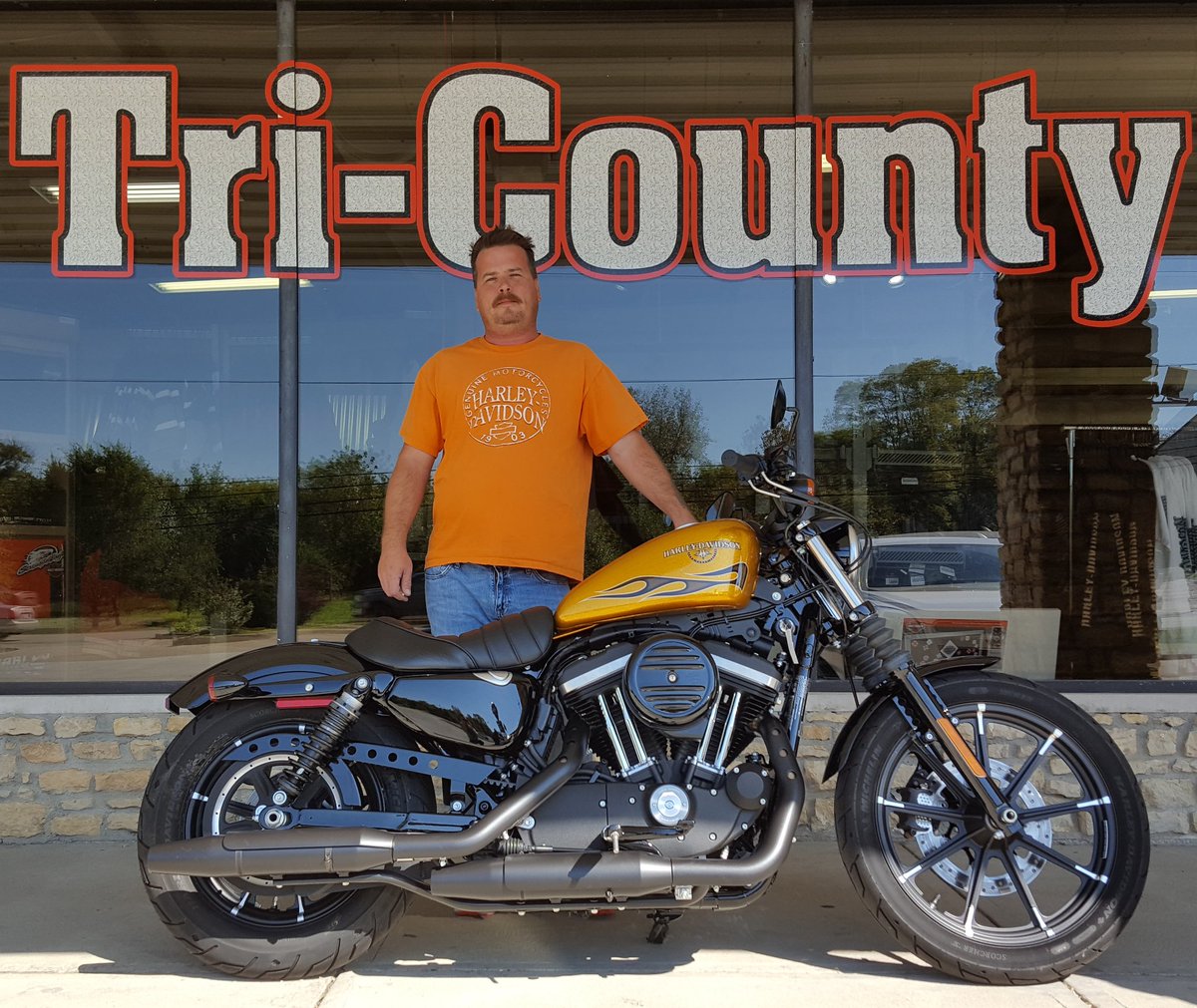 TriCountyHarley's tweet photo. Congratulations to Jeremy Traurig on the purchase of his new XL333N! Welcome to the family! #tricountyharleydavidson #xl883n #liveyourlegend https://t.co/EpLxtQyPPB