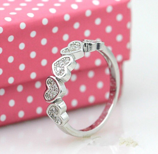 TheEndlessSand's tweet photo. 💍New rings in stock &amp; on sale this weekend💍
😘Princess, Sweetheart, Endless &amp; Forever Love Rings.😍
https://t.co/Fa6sORScyP https://t.co/8f0s5ToZtd