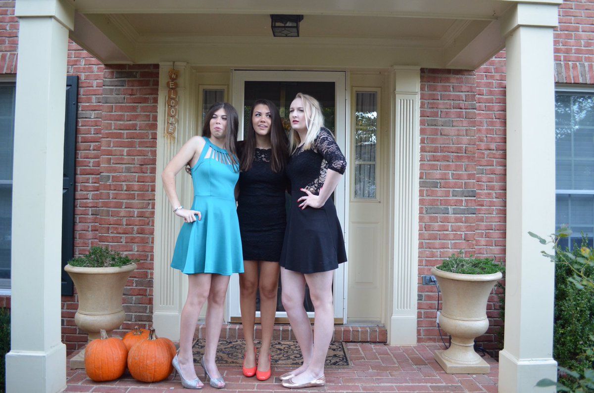 abbychillot's tweet image. when the first quarter's almost over and you check your grades @LaurenM1265