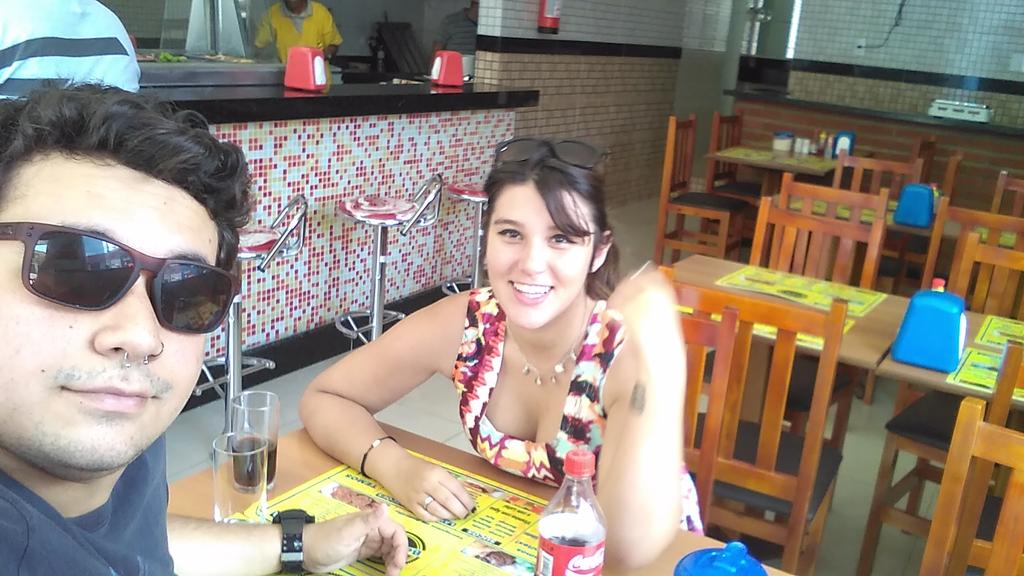 raphakinder's tweet image. Almoço com a Mozão