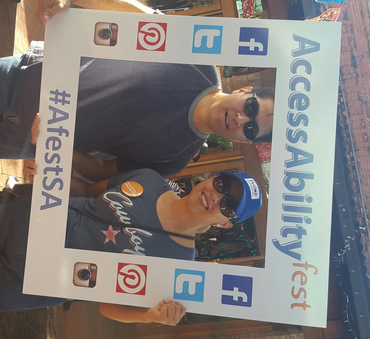 RubideHoyos1's tweet photo. Join us at #samarketsquare for the 10th Annual AccessAbility Fest. Free parking under the Dolorosa bridge. #AfestSA https://t.co/014oqSWto7