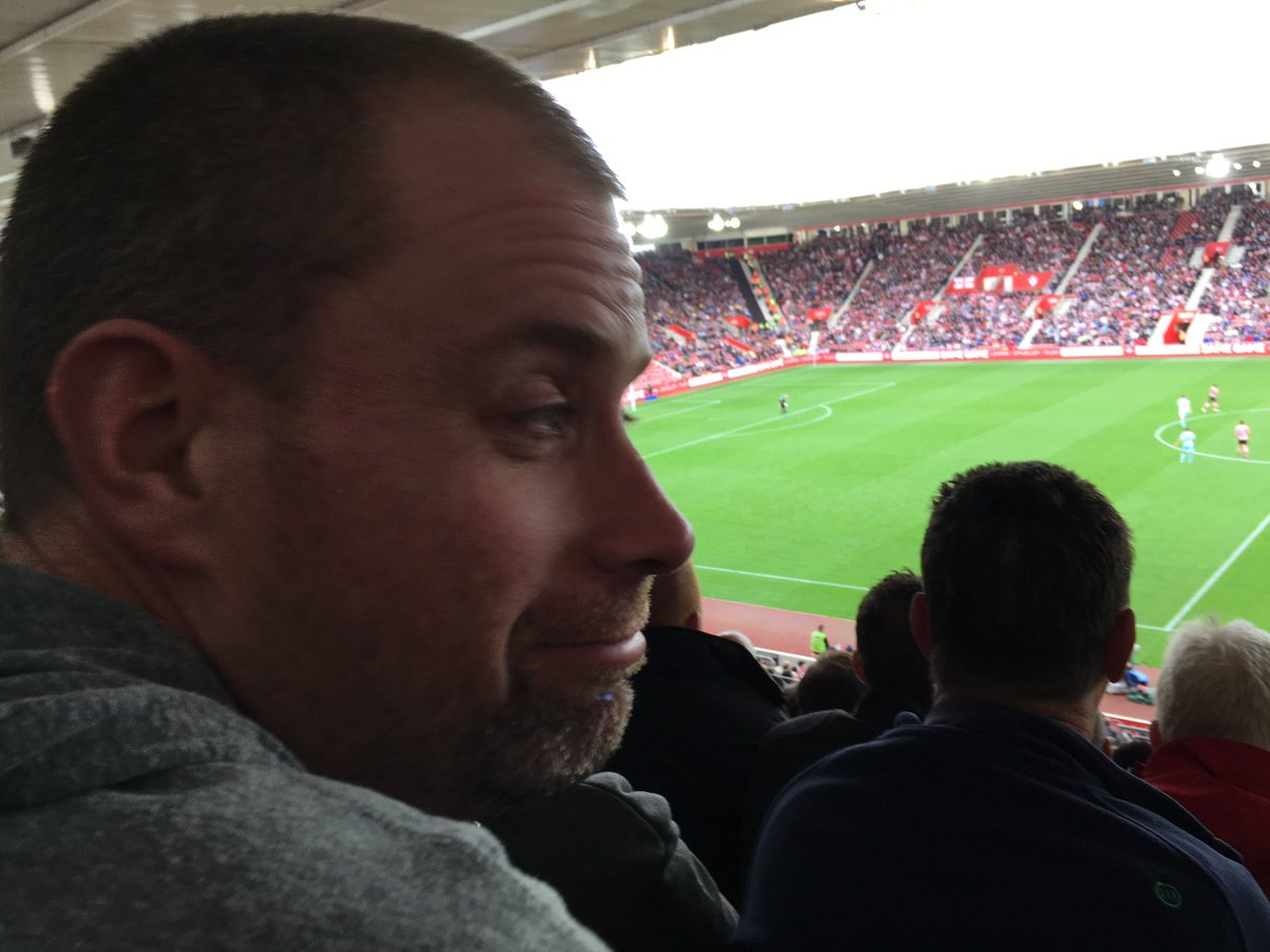 AliMobius's tweet photo. Fresh from kilamanjaro this morning @wemarchon @saintsfc https://t.co/Hqj429JvRx