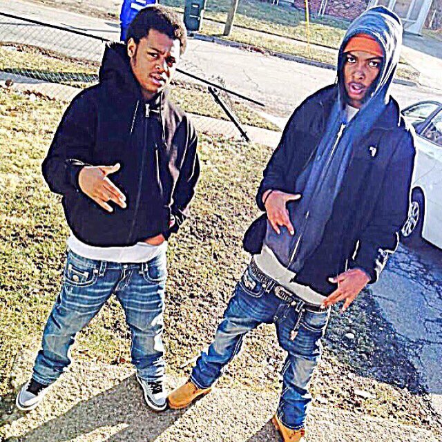 RicofrmRo's tweet photo. My niggas bday coming up 💪🏾 I miss my dawg free FatBoy out that dog pound 🔓🖕🏽👮🏻 https://t.co/c0X7WEOVCP