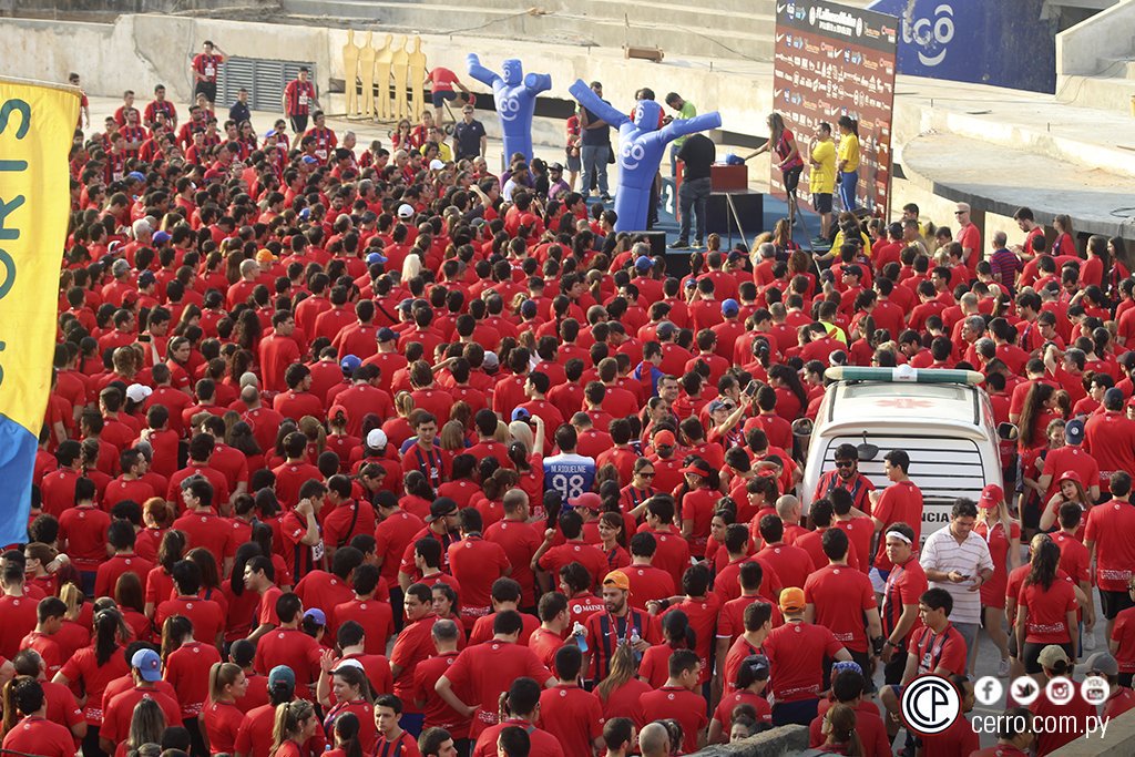 Somos los dueños del pais 
No somos grandes 
Somos Gigantes 
#LaNuevaOllaRun